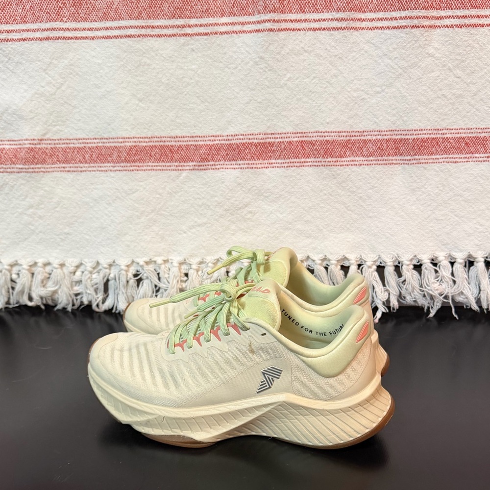 R.A.D R-1 Runner - mint condition!
